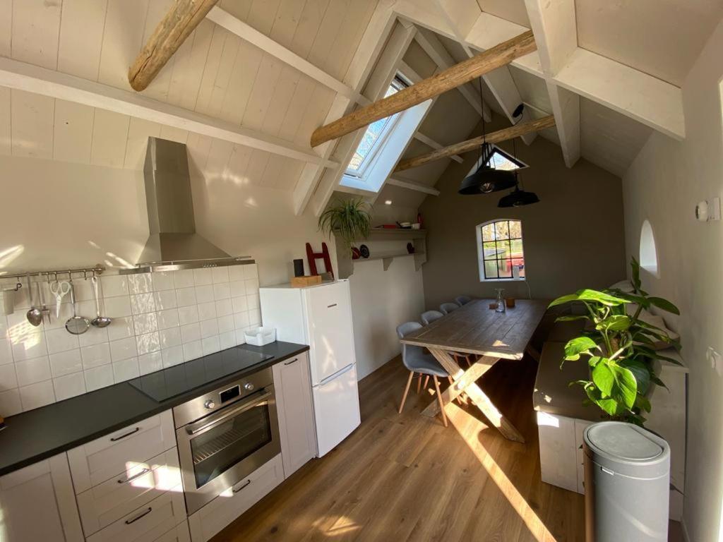 Vakantiehuis In Friesland Voor De Hele Familie Huns Luaran gambar