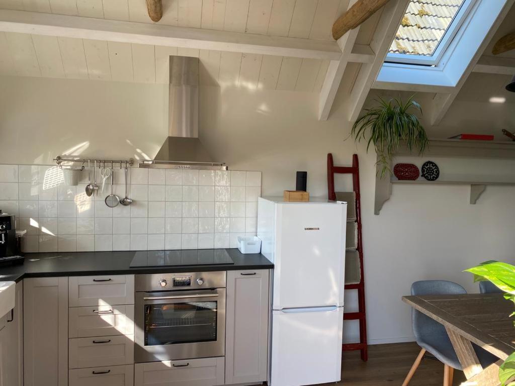 Vakantiehuis In Friesland Voor De Hele Familie Huns Luaran gambar